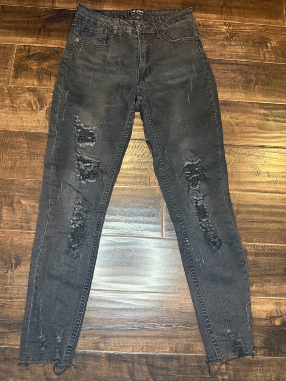 Umgee Black Distressed Skinny Jeans Women's Size 27 Frayed Hem Stretch J3153